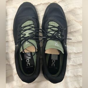 Almost new ON Cloud Men’s TEC waterproof sneakers; size 12.5 ; Black/Moss green